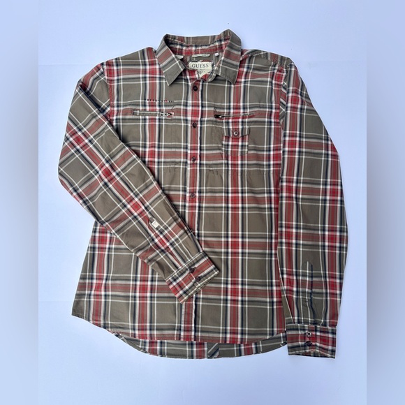 Men’s Guess Brand Military Style Shirt
Size XL - Picture 1 of 9